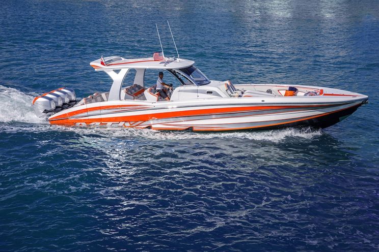 Charter Yacht OCEAN CLUB - Trinity 164 - 5 Cabins - Bahamas - Caribbean - Sardinia - Corsica - Cannes - Antibes