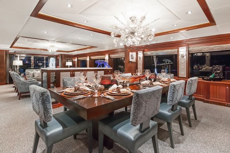 Charter Yacht OCEAN CLUB - Trinity 164 - 5 Cabins - Bahamas - Caribbean - Sardinia - Corsica - Cannes - Antibes