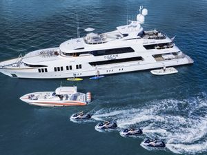 OCEAN CLUB - Trinity 164 - 5 Cabins - Bahamas - Caribbean - Sardinia - Corsica - Cannes - Antibes OCEAN CLUB - Trinity 164 - 5 Cabins - Bahamas - Caribbean - Sardinia - Corsica - Cannes - Antibes