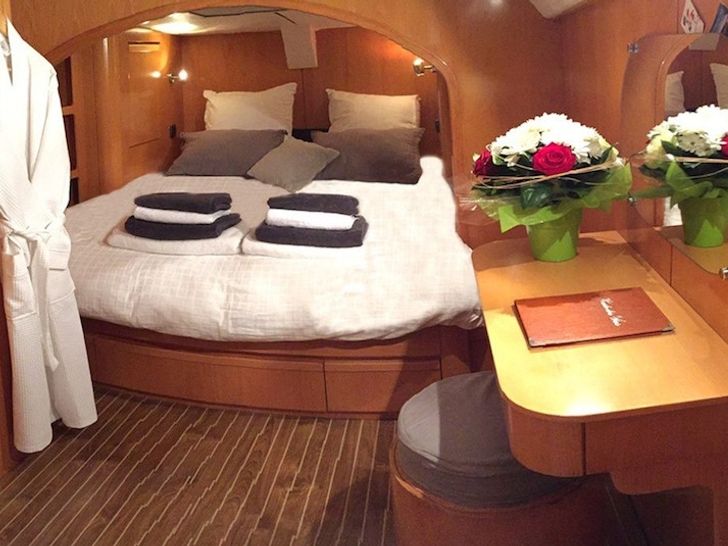 Master Cabin Master Cabin