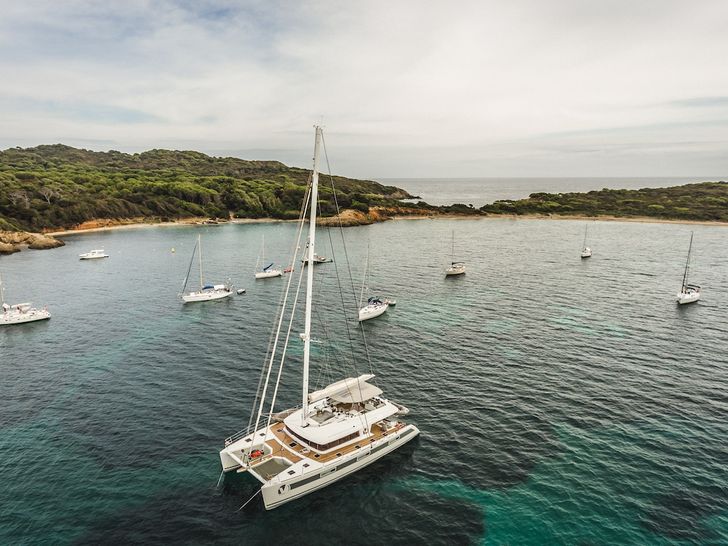 OCEAN VIEW - Lagoon 620