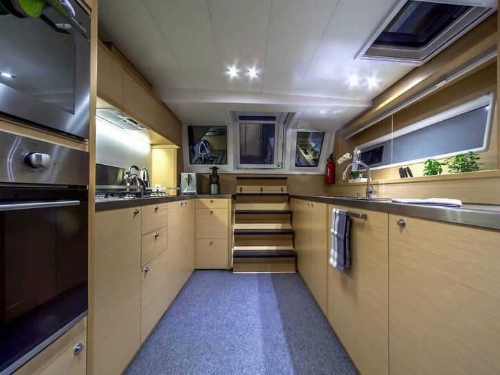 OCEAN VIEW - Lagoon 620,galley OCEAN VIEW - Lagoon 620,galley