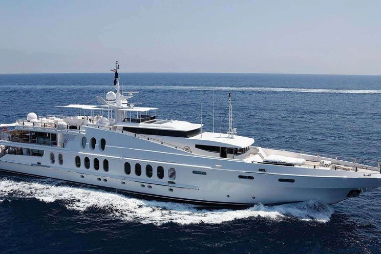 Charter Yacht OCEANA - Oceanfast 55m - 5 Cabins - Imperia - Monaco - Sicily - Corsica - Ibiza