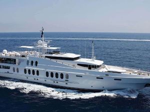 OCEANA - Oceanfast 55m - 5 Cabins - Imperia - Monaco - Sicily - Corsica - Ibiza OCEANA - Oceanfast 55m - 5 Cabins - Imperia - Monaco - Sicily - Corsica - Ibiza
