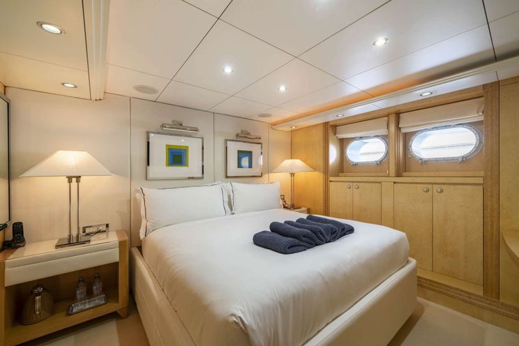 Charter Yacht OCEANA - Oceanfast 55m - 5 Cabins - Imperia - Monaco - Sicily - Corsica - Ibiza