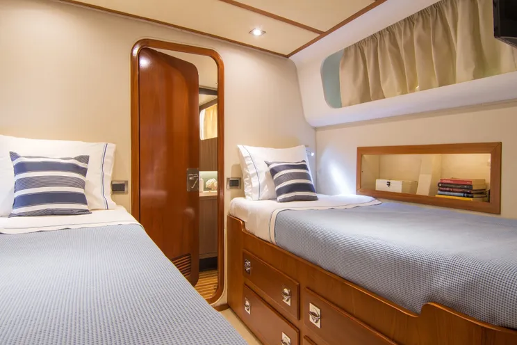 Charter Yacht OCEANE II - CRN Ancona 28m - 4 Cabins - Athens - Mykonos - Rhodes