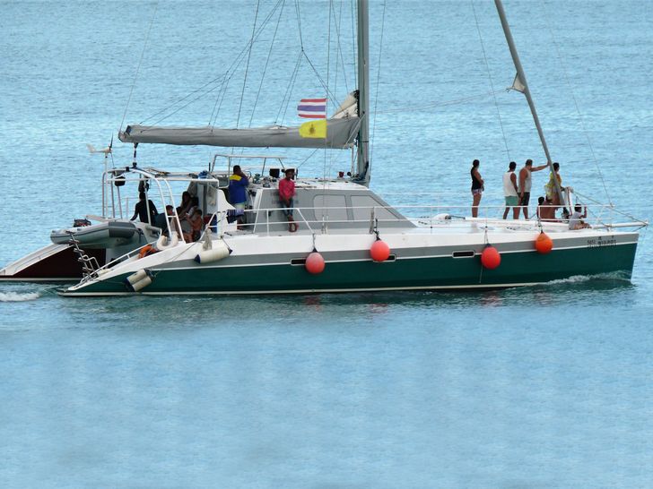 Oceanic 55 - Sailing Oceanic 55 - Sailing