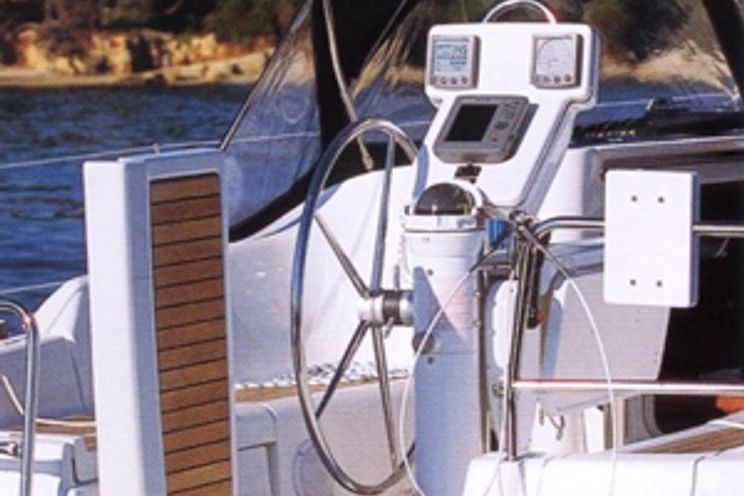 Charter Yacht Oceanis 343 - 3 Cabins - Roses - Costa Brava