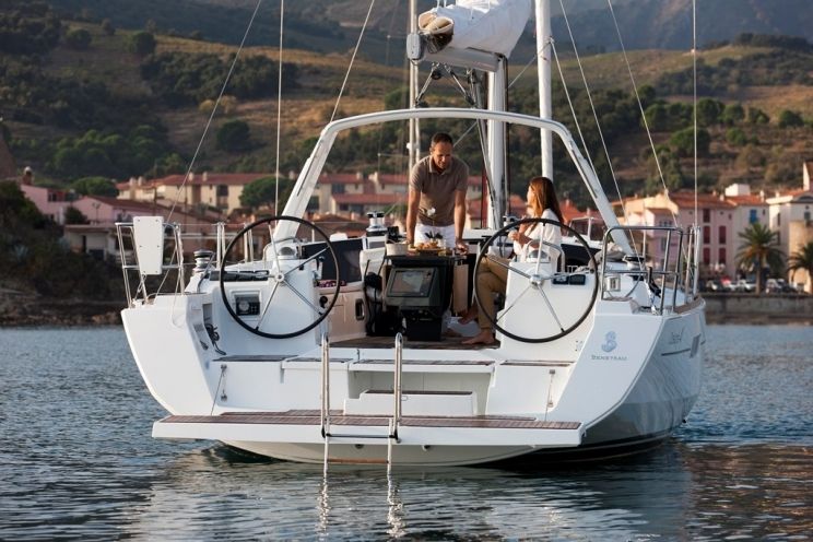 Charter Yacht Oceanis 41 - 3 Cabins - Athens - Lefkas