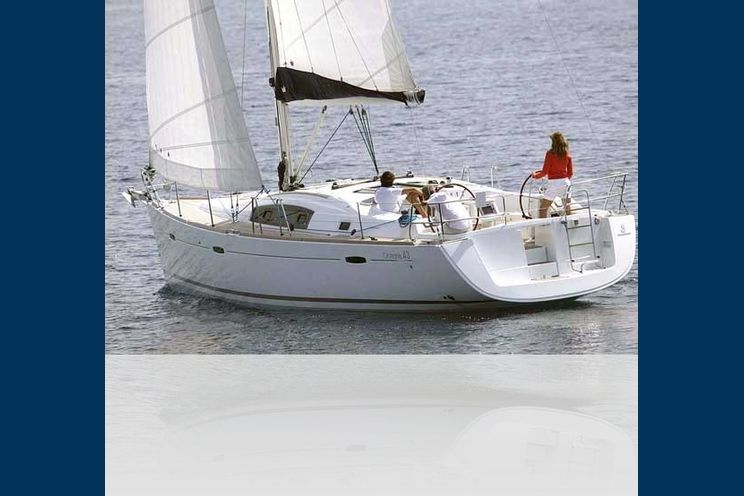 Charter Yacht Oceanis 43.4 - 4 Cabins - Mallorca