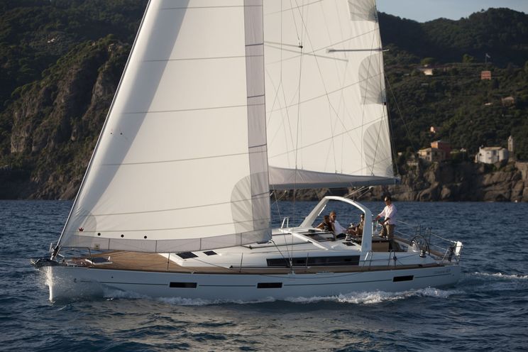 Charter Yacht Oceanis 45 - 3 Cabins Owner Version - Kastela - Croatia
