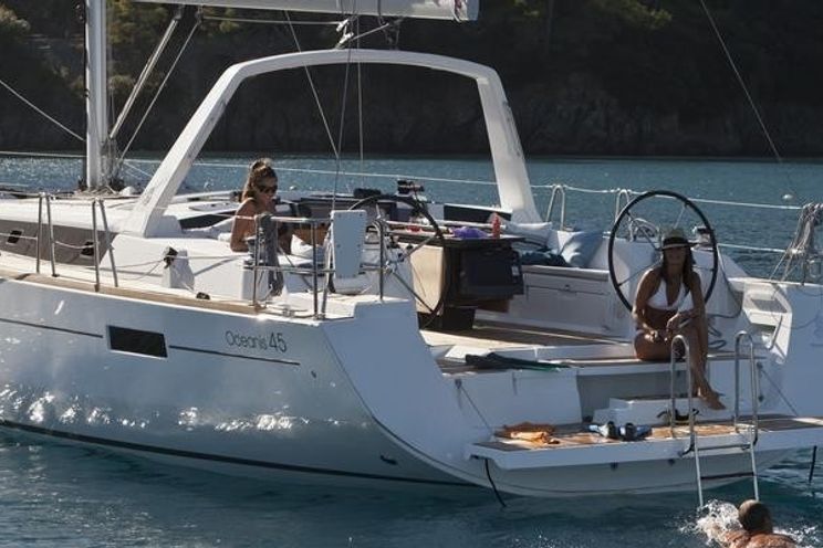 Charter Yacht Oceanis 45 - 4 Cabins - Tortola - Virgin Gorda - British Virgin Islands