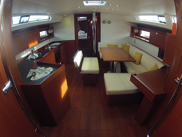 Charter Yacht Beneteau Oceanis 45 - 4 Cabins - Tortola