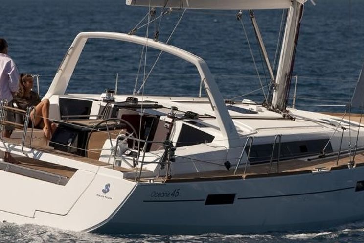 Charter Yacht Oceanis 45 - 4 Cabins - Tortola - Virgin Gorda - British Virgin Islands