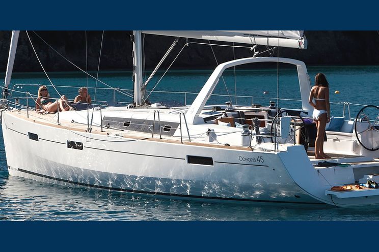 Charter Yacht Beneteau Oceanis 45 - 4 Cabins - Tortola