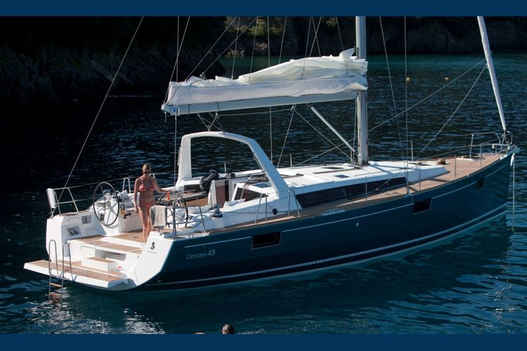 Charter Yacht Oceanis 48 5 Cabins - Trogir