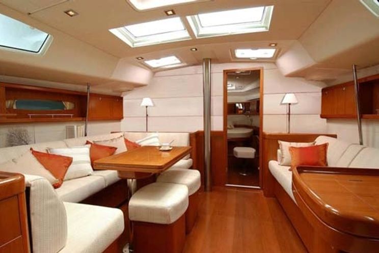 Charter Yacht Oceanis 50 - 4 + 2 Cabins - Puntone Scarlino - Italy