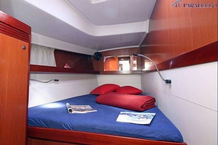 Charter Yacht Oceanis 50 - Yeba II - 5 cabins + skipper cabin - Scarlino - Tuscany