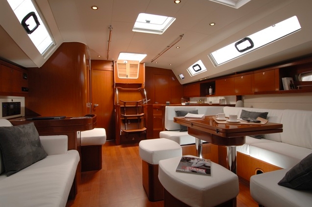 Charter Yacht Oceanis 50 Family - 5 Cabins - Ajaccio - Marseille - Corsica