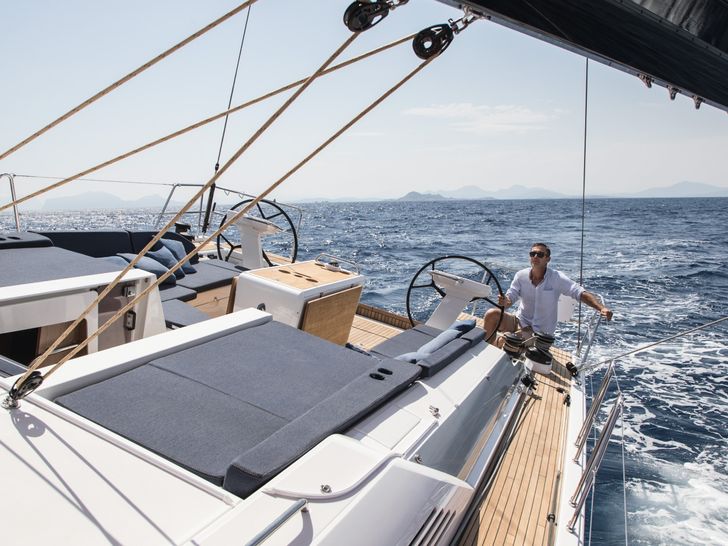 Beneteau Oceanis 51.1 Helm Beneteau Oceanis 51.1 Helm