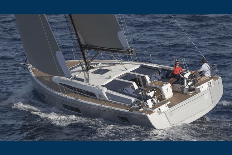 Charter Yacht Oceanis 51.1 - 5 + 1 cabins(5 double 1 single)- 2020 - Athens - Alimos