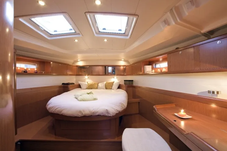Charter Yacht Oceanis 50 - 5 Cabins - Trogir