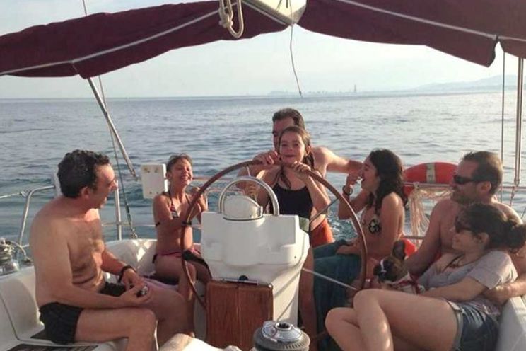 Charter Yacht Oceanis 361 - 3 Cabins - Barcelona
