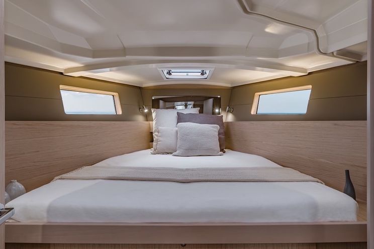 Charter Yacht Oceanis 41.1 - 3 Cabins - 2017 - Kastela
