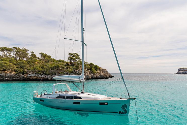 Charter Yacht Oceanis 41.1 - 3 cabins(3 double)- 2020 - Biograd - Sukosan - Sibenik - Trogir