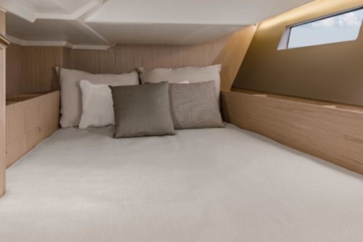 Charter Yacht Oceanis 41.1 - 2020 - 3 cabins(3 double)- Alimos - Lavrion - Mykonos