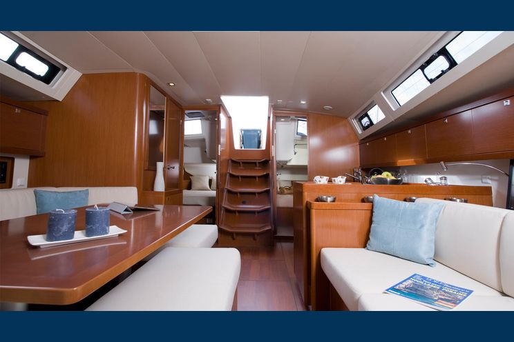 Charter Yacht Oceanis 45 - 4 cabins(4 double)- 2019 - Portorosa - Cap dOrlando - Milazzo