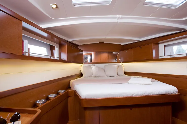 Charter Yacht Oceanis 45 - 4 cabins(4 double)- 2019 - Portorosa - Cap dOrlando - Milazzo