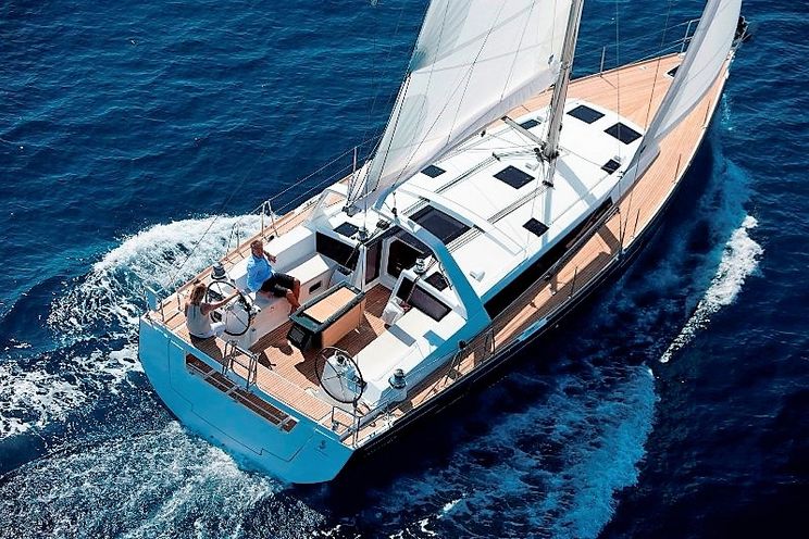 Charter Yacht Oceanis 48 - 4 + 2(4 double,1 bunk and 1 single)- 2018 - Athens - Alimos