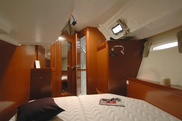 Charter Yacht Oceanis 50 Family - 5 Cabins - Portisco - Sardinia