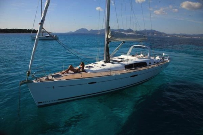 Charter Yacht Oceanis 50 F - 5 Cabins - 2012 - Split