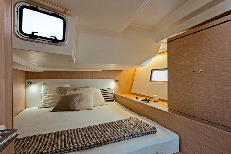 Charter Yacht Oceanis 51.5 - 5 Cabins - 2018 - Procida - Ischia