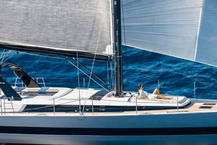 Charter Yacht OCEANIS 62 - 4 Cabins - Rhodes - Mykonos - Paros