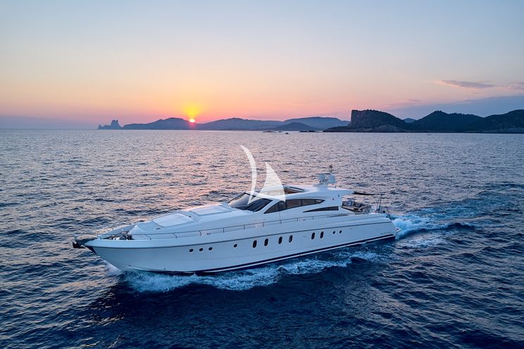 Charter Yacht OCEANS 5 - Dalla Pieta 26m - 3 Cabins - Naples - Sardinia - Porto Cervo - Corsica