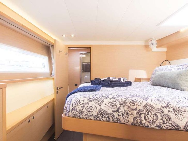 OCELOT Lagoon 52 Double Cabin