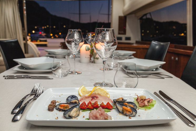 Charter Yacht OCTAVIA - Sunseeker Predator 82 - 4 Cabins - Porto Cervo - Poltu Quatu - Olbia - Sardinia - Italy
