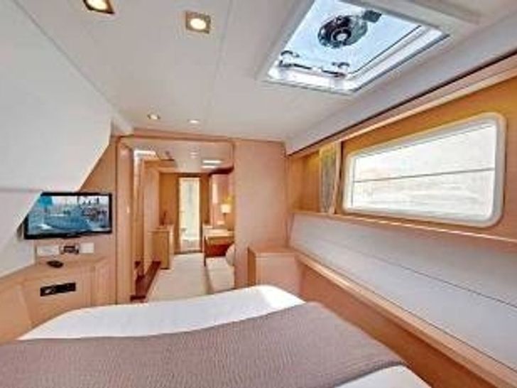 OKEANOS Lagoon 450 Catamaran Double Cabin OKEANOS Lagoon 450 Catamaran Double Cabin