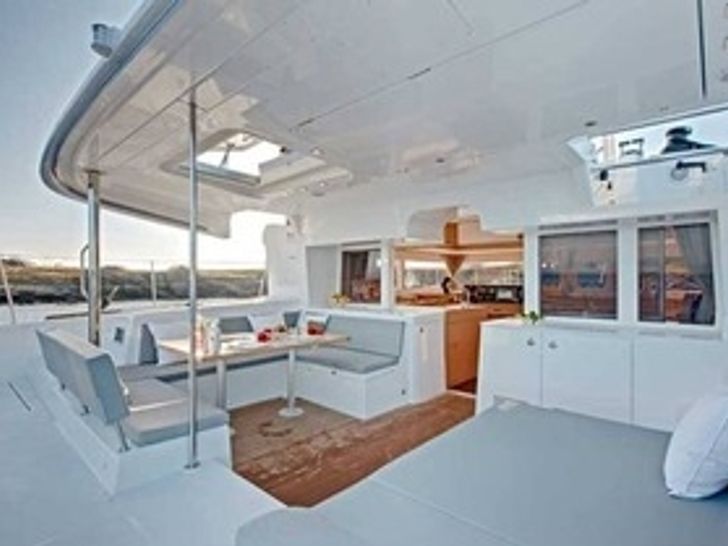 OKEANOS Lagoon 450 Catamaran Aft  OKEANOS Lagoon 450 Catamaran Aft