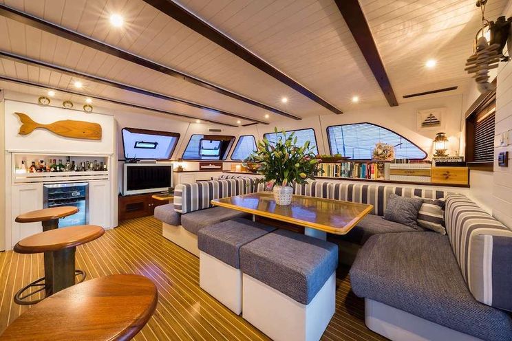 Charter Yacht OMBRE BLU - Sunreef 70 - 3 Cabins - Naples - Amalfi - Sicily