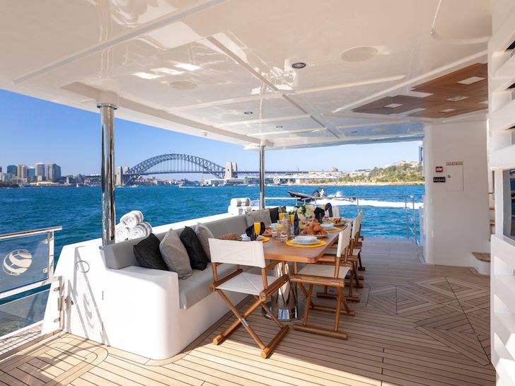 ONEWORLD - Gulf Craft 32m ONEWORLD - Gulf Craft 32m