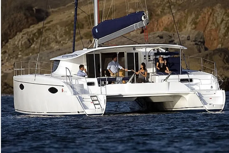 Charter Yacht Fountaine Pajot Orana 44 - 3 +1 Cabins - Tortola - BVI