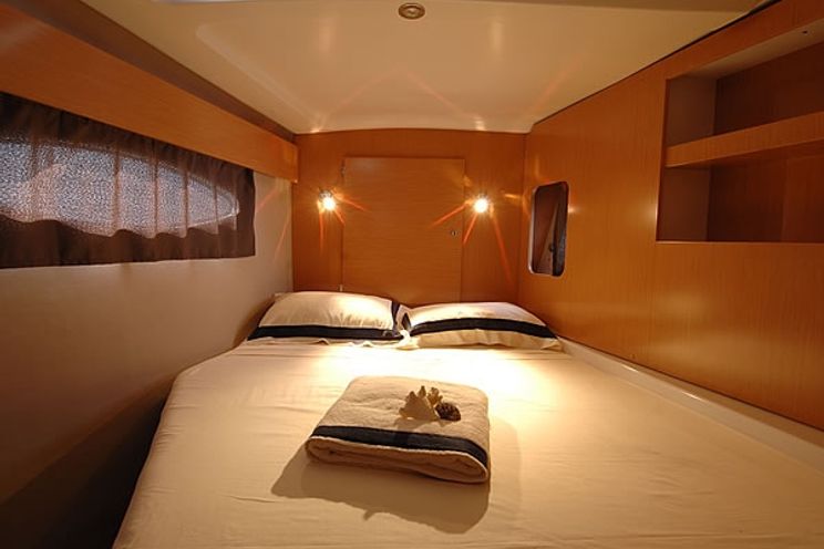 Charter Yacht Fountaine Pajot Orana 44 - 4 + 2 Cabins - Le Marin - Martinique