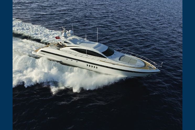 Charter Yacht ORION I - Mangusta 92 - 4 Cabins - Cannes - Monaco - Sardinia - Corsica