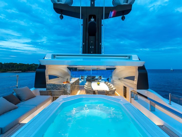 OURANOS Admiral 50m - sun deck jacuzzi OURANOS Admiral 50m - sun deck jacuzzi