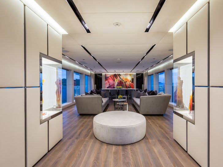 OURANOS Admiral 50m - main saloon entrance OURANOS Admiral 50m - main saloon entrance