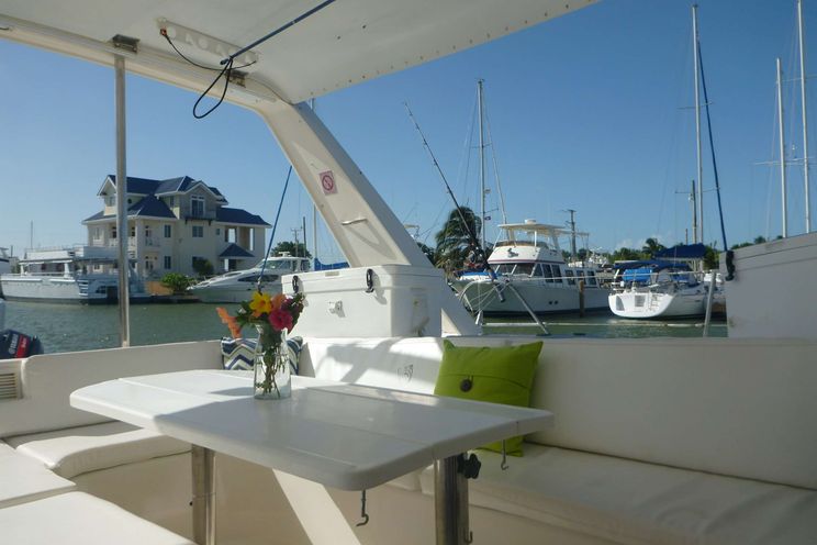 Charter Yacht PALOMETA - Leopard 47 - 3 Cabins - Belize City - San Pedro